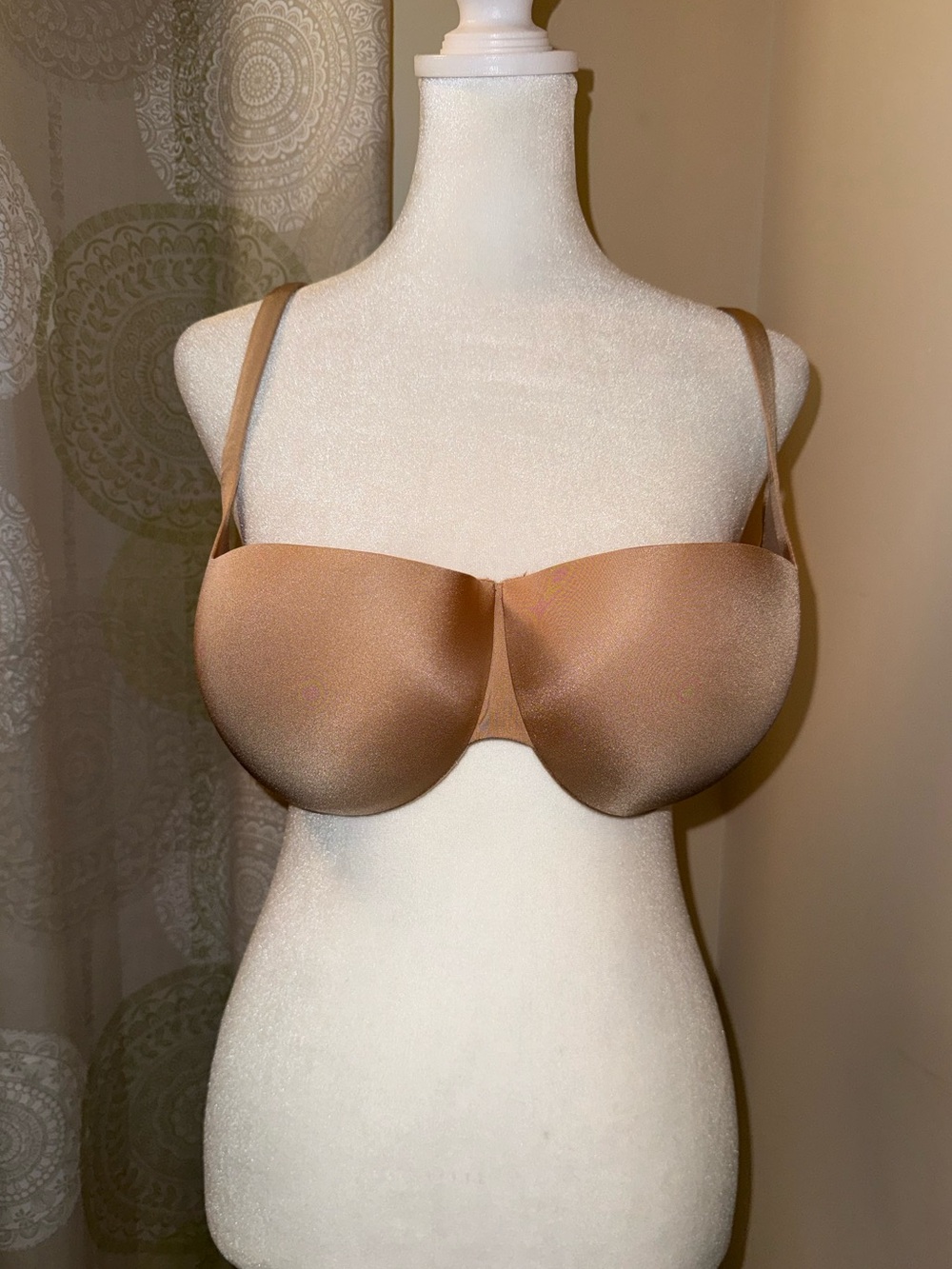 SKIMS women’s Ultimate Balconette Push-Up Bra Sz 40C nude beige